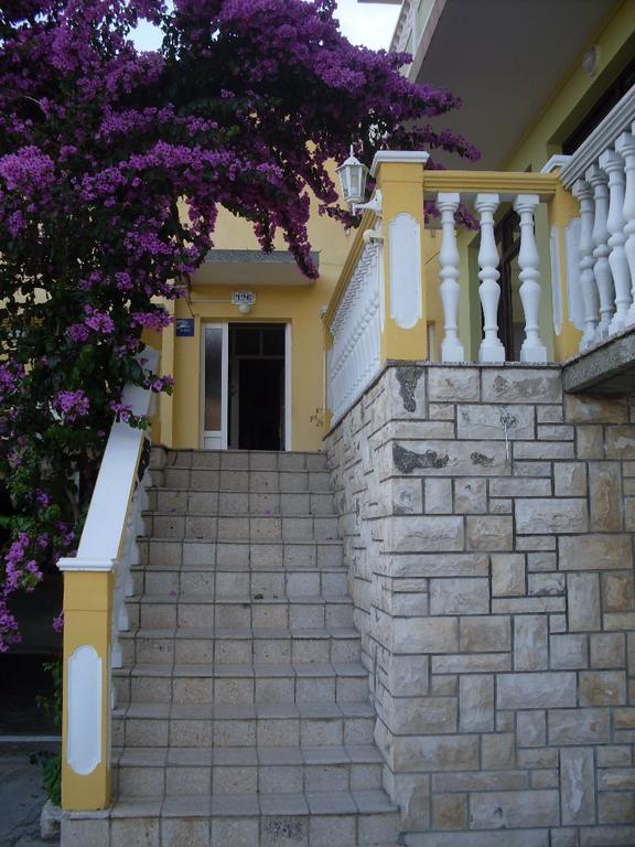 Rooms Neda Rab Town Buitenkant foto